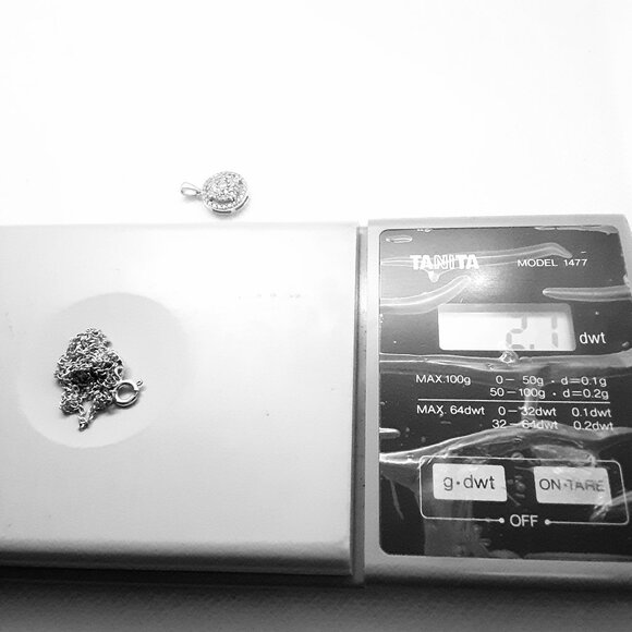 New Sterling sterling sterling silver silver silver cz 18 inch round pendant - Picture 13 of 14